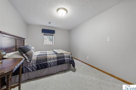 308 Meadow Woods Drive Mankato MN 56001