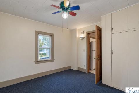 203 N 3rd Street Le Sueur MN 56058