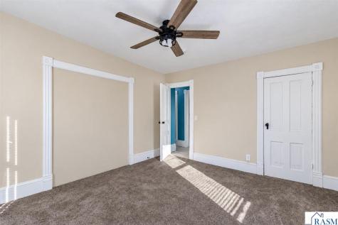 203 N 3rd Street Le Sueur MN 56058