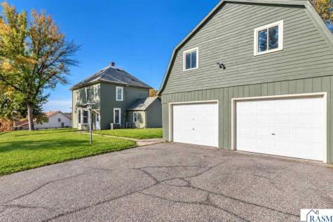 203 N 3rd Street Le Sueur MN 56058