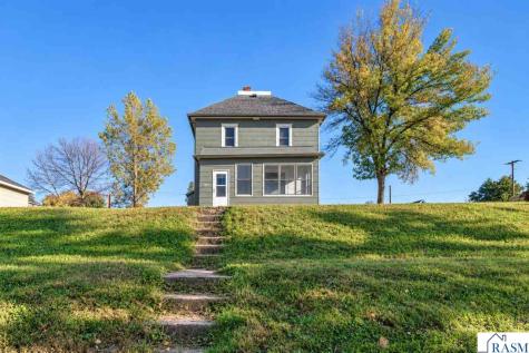 203 N 3rd Street Le Sueur MN 56058
