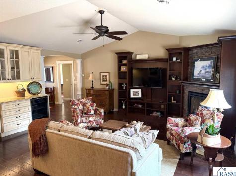 812 Summit Avenue New Ulm MN 56073