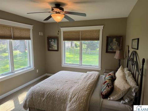 812 Summit Avenue New Ulm MN 56073