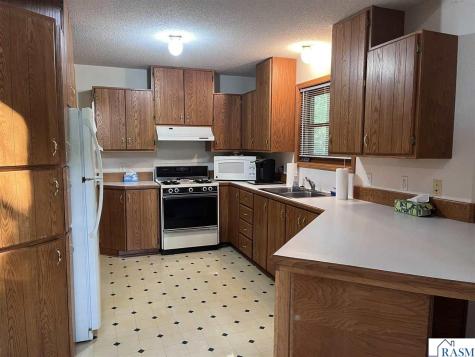 44221 Rabbit Road St. Peter MN 56082