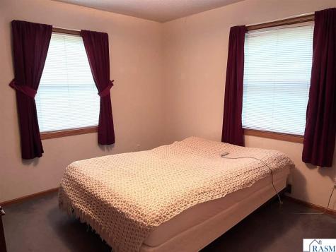 44221 Rabbit Road St. Peter MN 56082