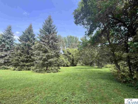 44221 Rabbit Road St. Peter MN 56082