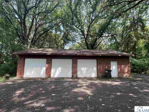 44221 Rabbit Road St. Peter MN 56082