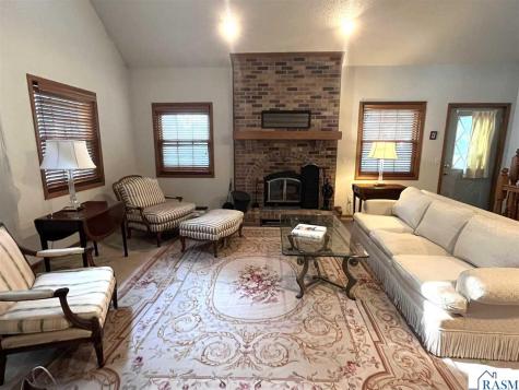 44221 Rabbit Road St. Peter MN 56082