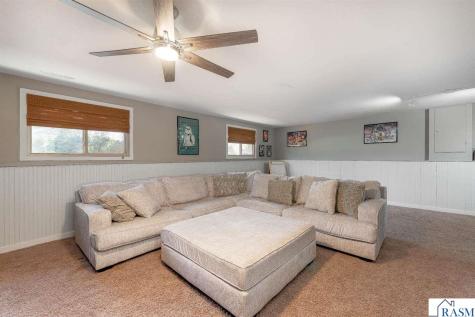 1032 Shady Oak Drive North Mankato MN 56003