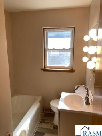 405 Main Street East Sleepy Eye MN 56085