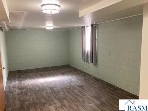 405 Main Street East Sleepy Eye MN 56085