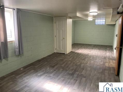 405 Main Street East Sleepy Eye MN 56085