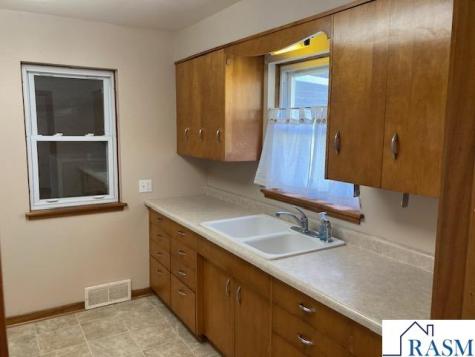405 Main Street East Sleepy Eye MN 56085