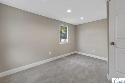 515 SW Benzel Avenue Madelia MN 56062