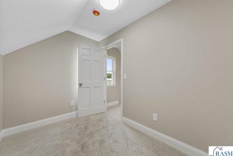 515 SW Benzel Avenue Madelia MN 56062
