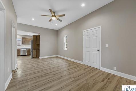 515 SW Benzel Avenue Madelia MN 56062