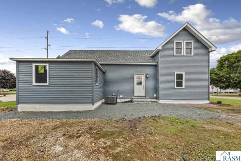 515 SW Benzel Avenue Madelia MN 56062