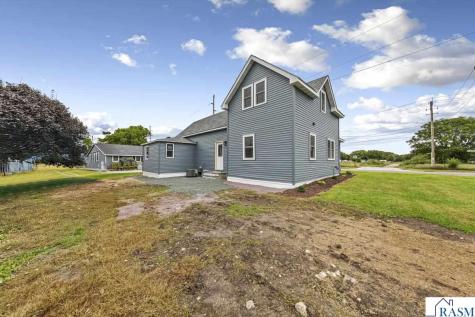 515 SW Benzel Avenue Madelia MN 56062