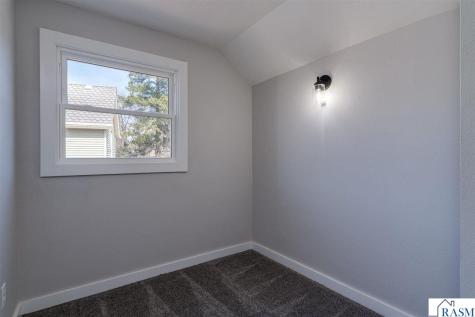 7 Dellview Lane Mankato MN 56001