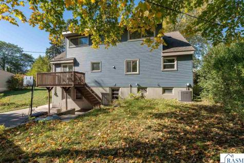 7 Dellview Lane Mankato MN 56001