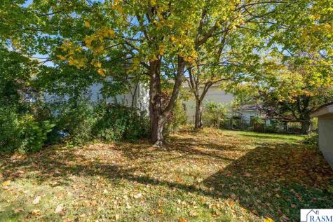 7 Dellview Lane Mankato MN 56001