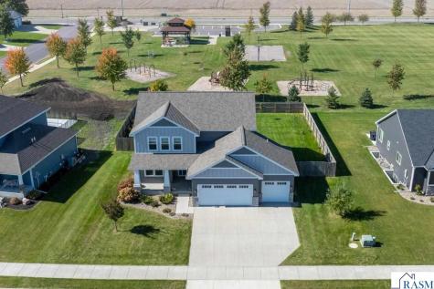 15 Prairie Court North Mankato MN 56003
