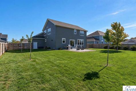 15 Prairie Court North Mankato MN 56003