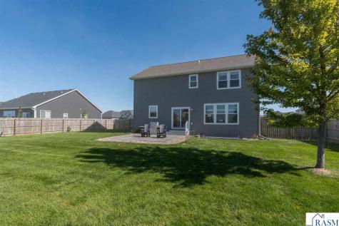 15 Prairie Court North Mankato MN 56003