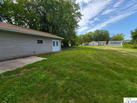 1518 Center Street New Ulm MN 56073
