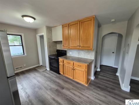 1518 Center Street New Ulm MN 56073