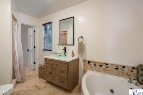 404 E Paquin Street Waterville MN 56096-1532