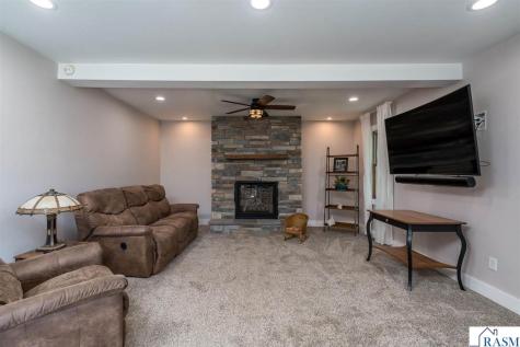 223 SW Joy Avenue Madelia MN 56062