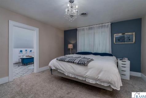 223 SW Joy Avenue Madelia MN 56062
