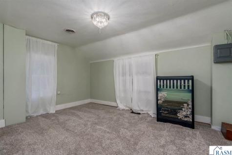 223 SW Joy Avenue Madelia MN 56062