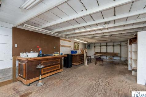 223 SW Joy Avenue Madelia MN 56062