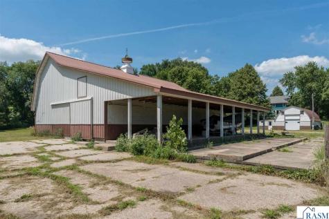 223 SW Joy Avenue Madelia MN 56062