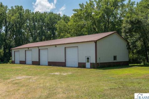 223 SW Joy Avenue Madelia MN 56062