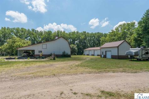 223 SW Joy Avenue Madelia MN 56062