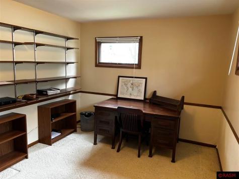 1316 S Washington Avenue St. Peter MN 56082