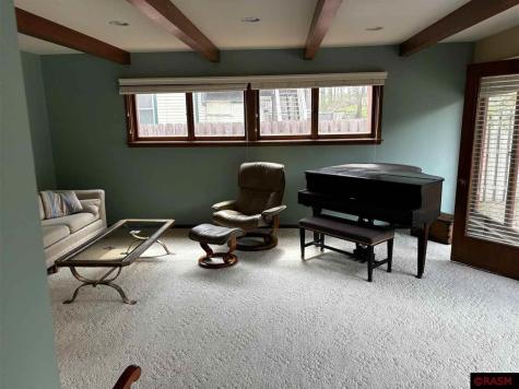 1316 S Washington Avenue St. Peter MN 56082