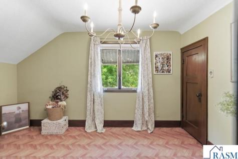618 N Main Street Blue Earth MN 56013