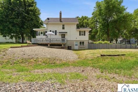 618 N Main Street Blue Earth MN 56013