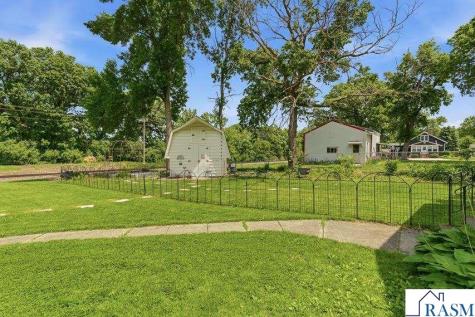 618 N Main Street Blue Earth MN 56013
