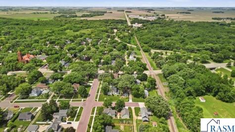 618 N Main Street Blue Earth MN 56013