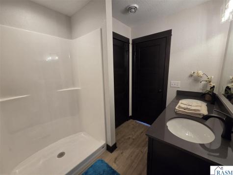 656 Daisy Court Lake Crystal MN 56055-1229