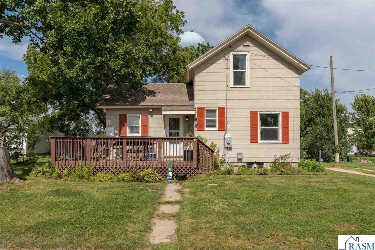 211 W Blue Earth Street Lake Crystal MN 56055