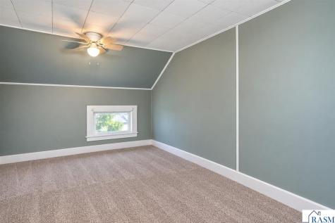 211 W Blue Earth Street Lake Crystal MN 56055