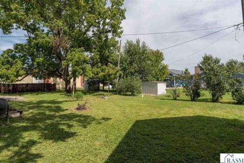 211 W Blue Earth Street Lake Crystal MN 56055