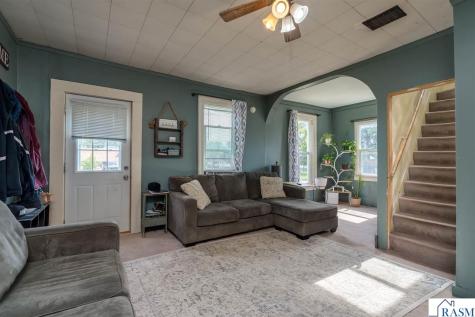211 W Blue Earth Street Lake Crystal MN 56055