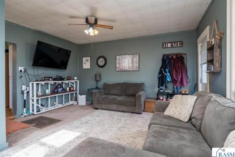 211 W Blue Earth Street Lake Crystal MN 56055